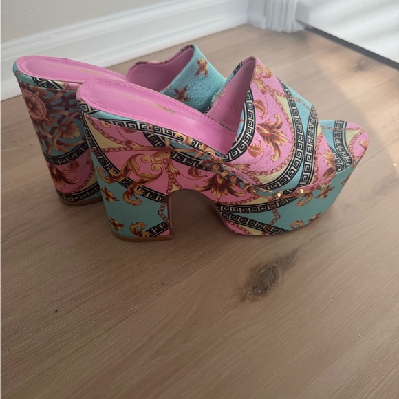 Fashion Nova Colorful Platform Heels - Picture 2 of 4